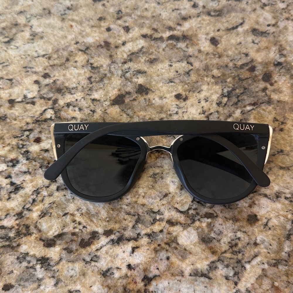 Quay Australia My Girl Sunglasses Black - Picture 8 of 8